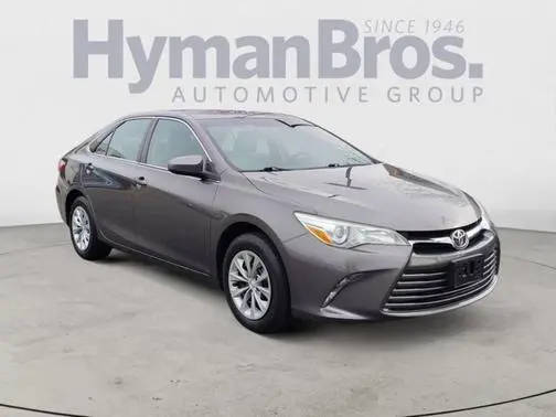 2015 Toyota Camry LE FWD photo