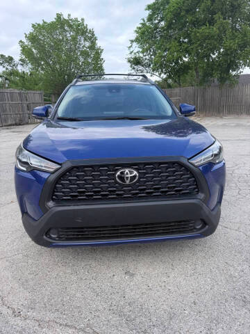 2022 Toyota Corolla Cross LE AWD photo