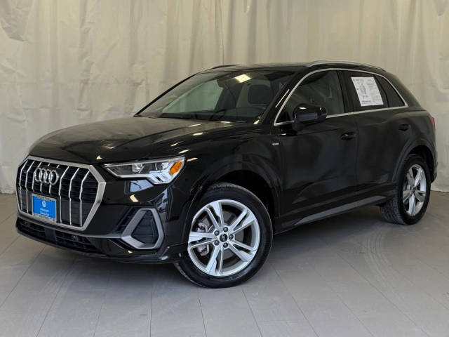 2023 Audi Q3 S line Premium Plus AWD photo