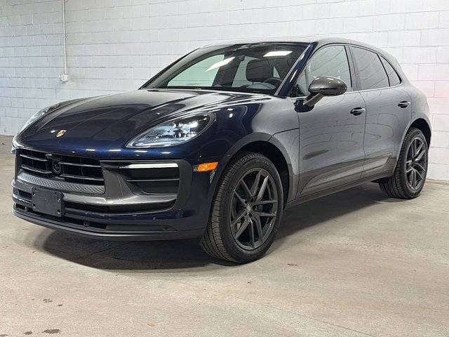 2023 Porsche Macan T AWD photo
