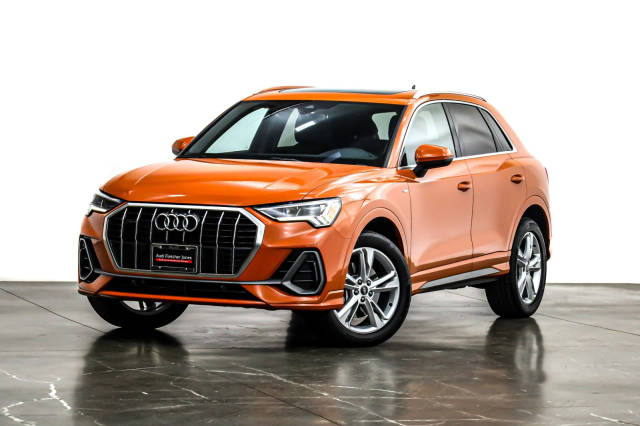 2023 Audi Q3 S line Premium AWD photo