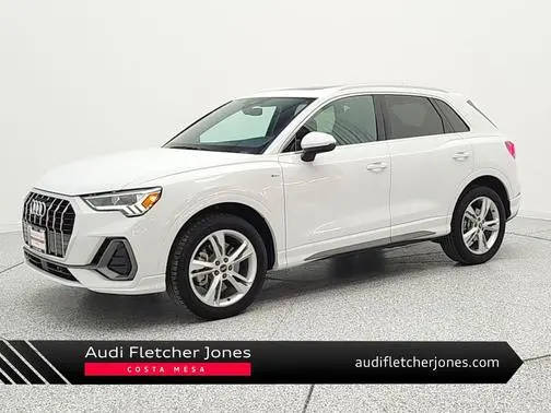 2023 Audi Q3 S line Premium AWD photo