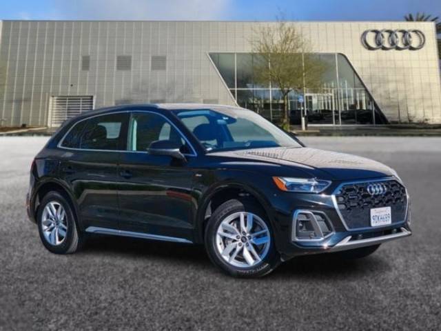 2023 Audi Q5 S line Premium AWD photo