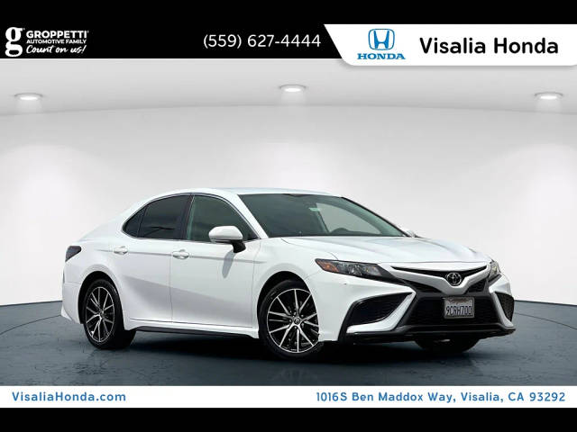 2023 Toyota Camry SE FWD photo