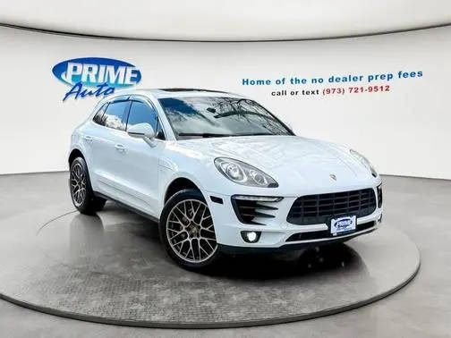 2016 Porsche Macan S AWD photo