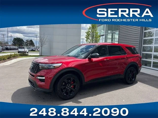 2022 Ford Explorer ST 4WD photo