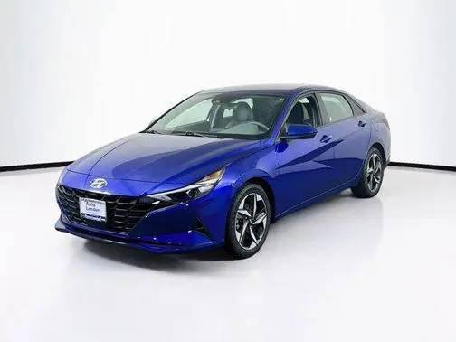 2023 Hyundai Elantra SEL FWD photo