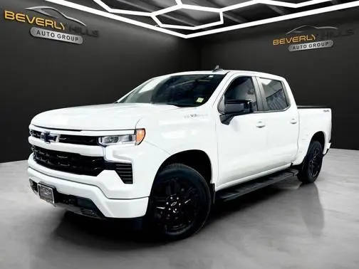 2022 Chevrolet Silverado 1500 RST 4WD photo