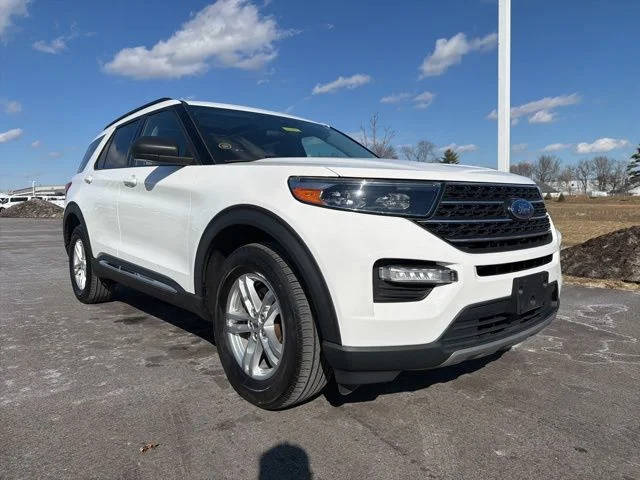 2022 Ford Explorer XLT 4WD photo