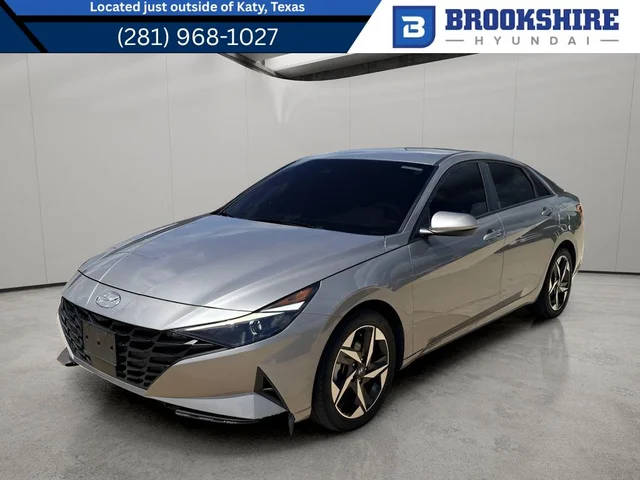 2023 Hyundai Elantra SEL FWD photo