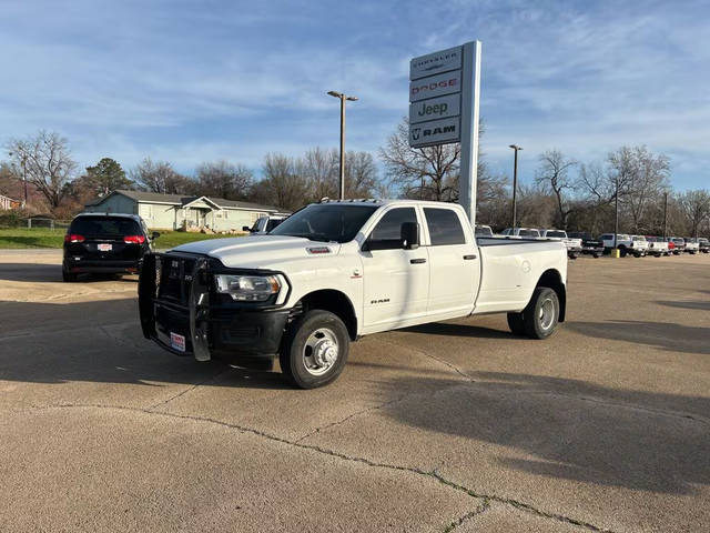 2022 Ram 3500 Tradesman 4WD photo