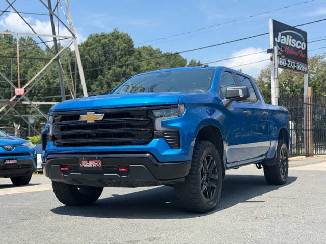 2022 Chevrolet Silverado 1500 Custom Trail Boss 4WD photo