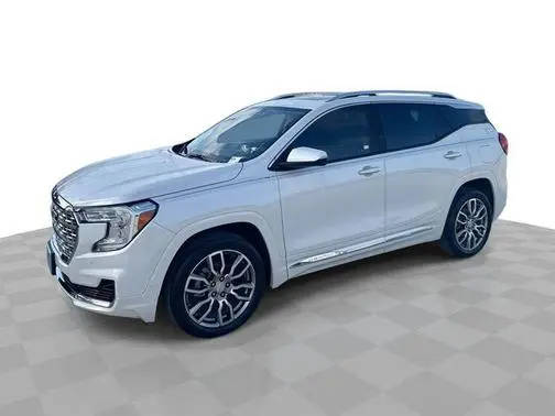 2022 GMC Terrain Denali AWD photo