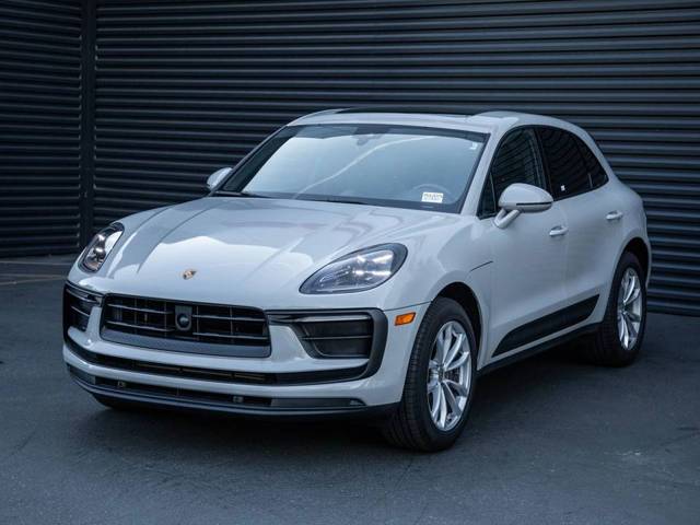 2023 Porsche Macan T AWD photo