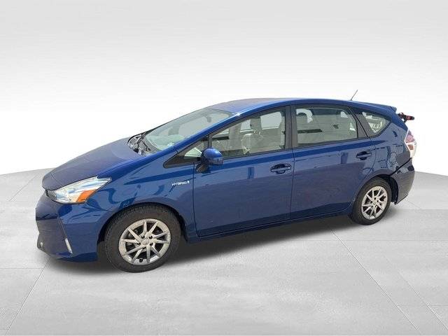 2015 Toyota Prius v Three FWD photo