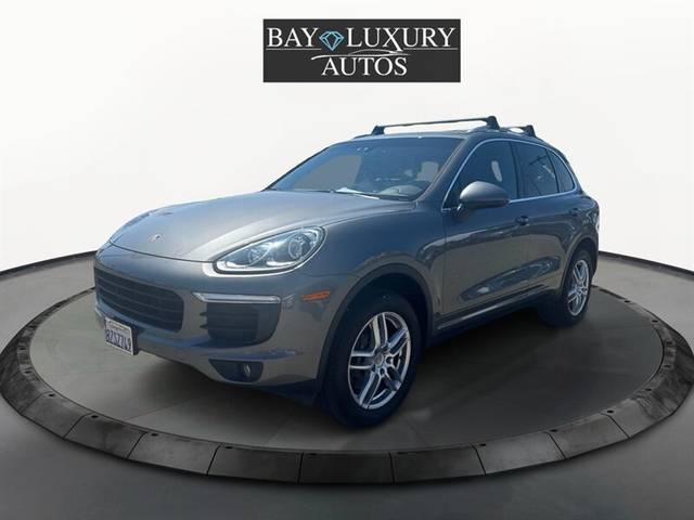 2016 Porsche Cayenne  AWD photo