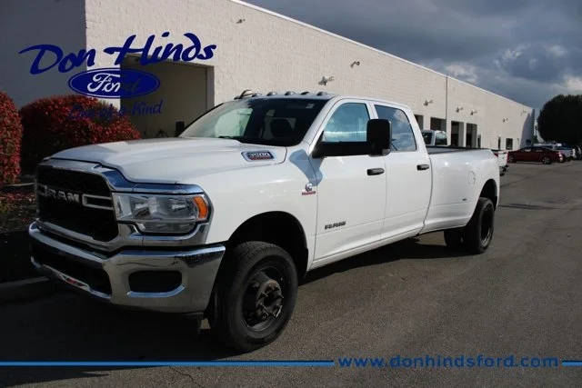 2022 Ram 3500 Tradesman 4WD photo