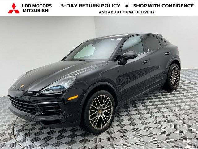2023 Porsche Cayenne Coupe Platinum Edition AWD photo