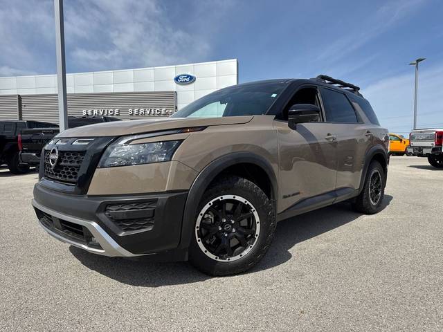 2023 Nissan Pathfinder Rock Creek 4WD photo
