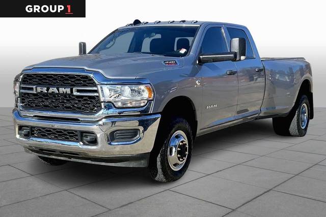 2022 Ram 3500 Tradesman 4WD photo