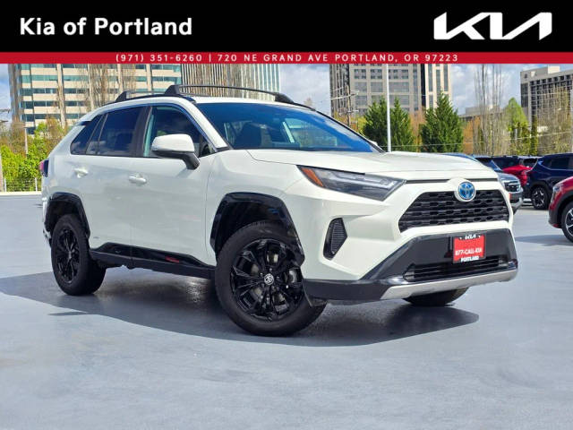 2022 Toyota RAV4 Hybrid SE AWD photo