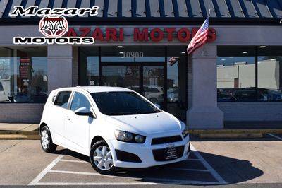 2016 Chevrolet Sonic LS FWD photo