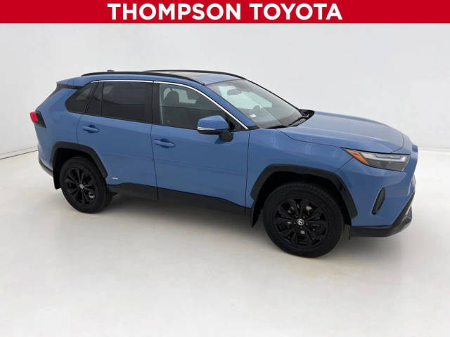 2022 Toyota RAV4 Hybrid SE AWD photo