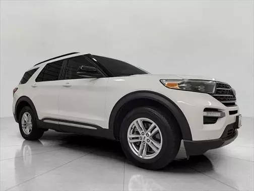 2022 Ford Explorer XLT 4WD photo