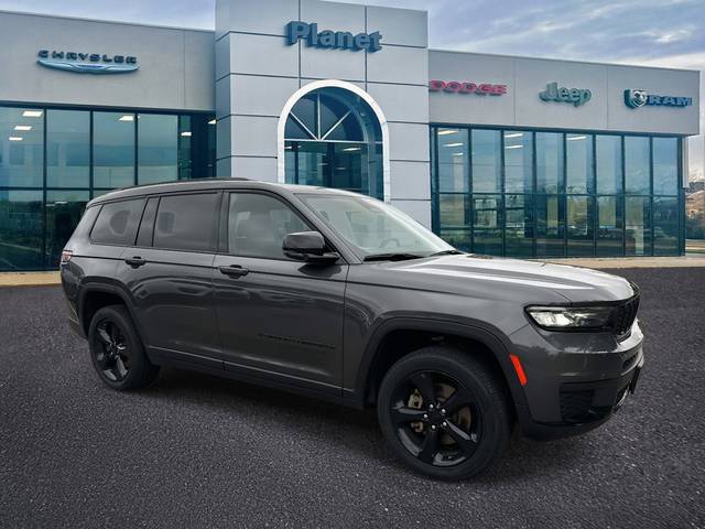 2023 Jeep Grand Cherokee L Altitude 4WD photo