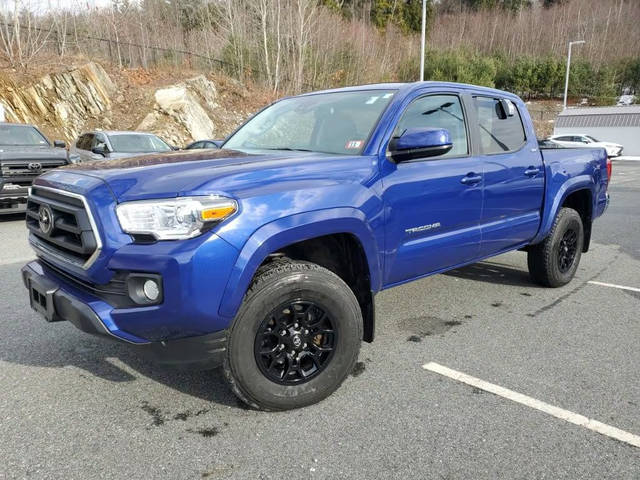 2022 Toyota Tacoma SR5 4WD photo