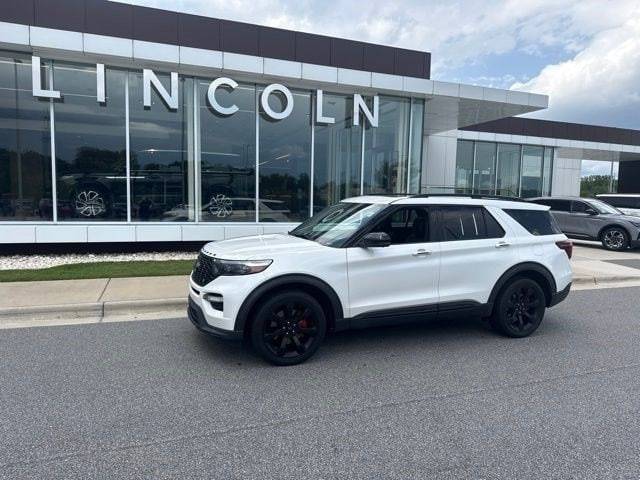 2022 Ford Explorer ST 4WD photo