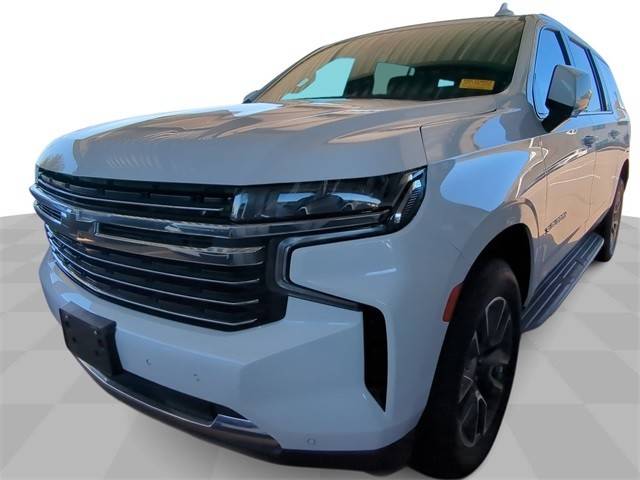 2022 Chevrolet Suburban LT RWD photo