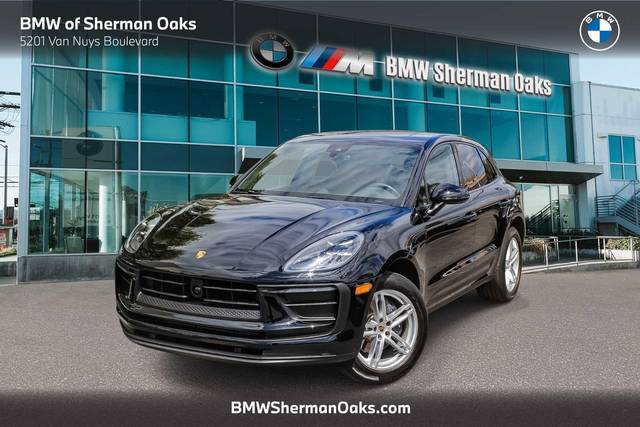 2023 Porsche Macan T AWD photo