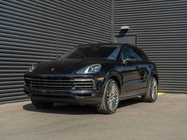 2022 Porsche Cayenne Coupe Platinum Edition AWD photo