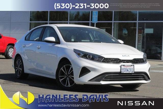 2023 Kia Forte LXS FWD photo