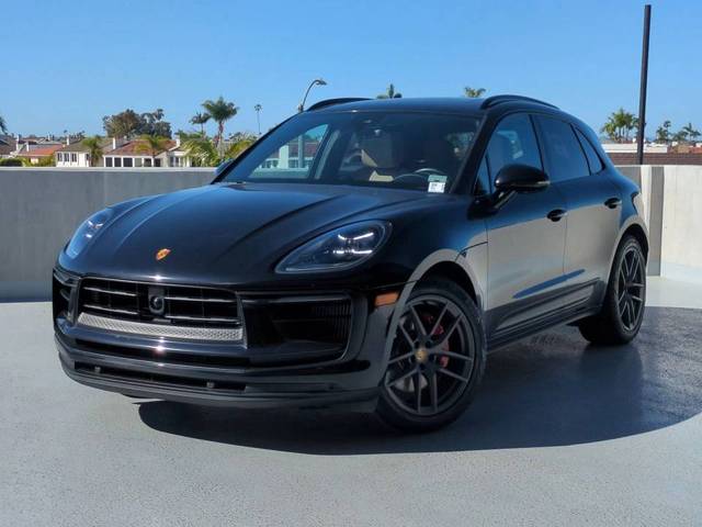 2022 Porsche Macan S AWD photo