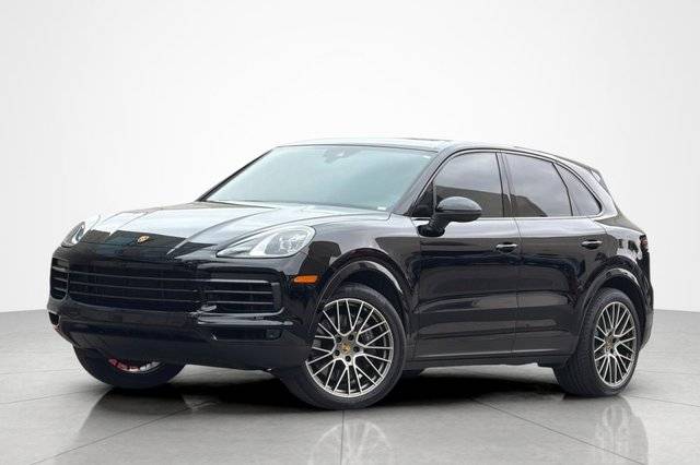 2023 Porsche Cayenne Platinum Edition AWD photo