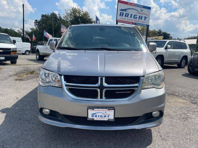 2019 Dodge Grand Caravan SXT FWD photo