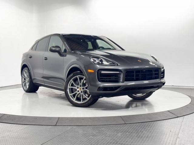 2023 Porsche Cayenne Coupe  AWD photo