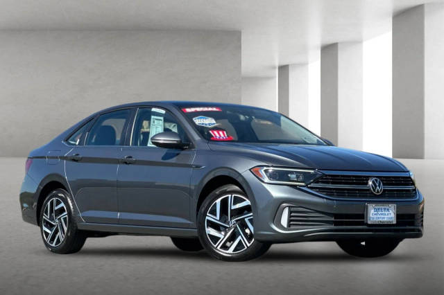 2022 Volkswagen Jetta SEL FWD photo