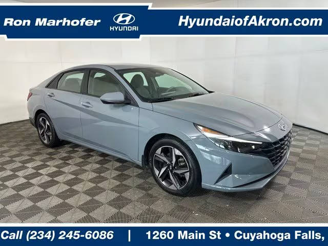 2023 Hyundai Elantra SEL FWD photo