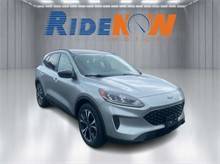 2022 Ford Escape SE AWD photo