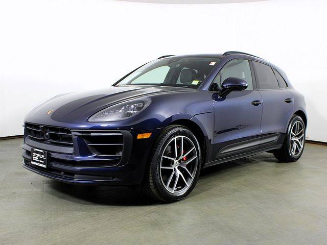 2023 Porsche Macan S AWD photo