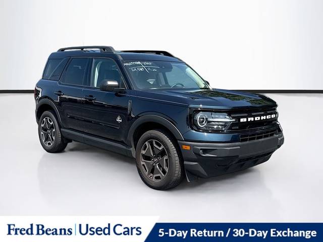 2022 Ford Bronco Sport Outer Banks 4WD photo