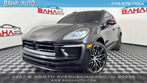 2023 Porsche Macan  AWD photo