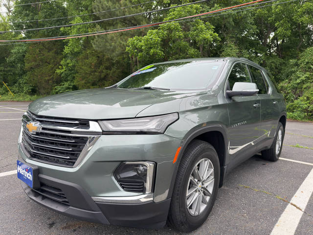 2023 Chevrolet Traverse LT Cloth FWD photo