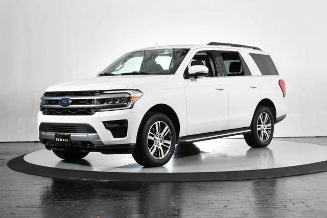2022 Ford Expedition XLT 4WD photo