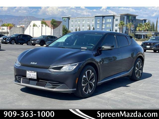 2022 Kia EV6 Wind RWD photo