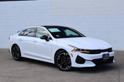 2023 Kia K5 GT-Line FWD photo