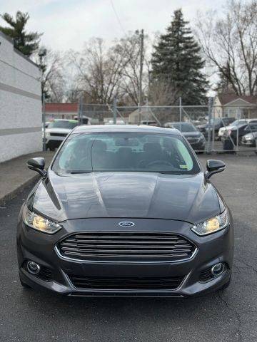 2015 Ford Fusion SE FWD photo